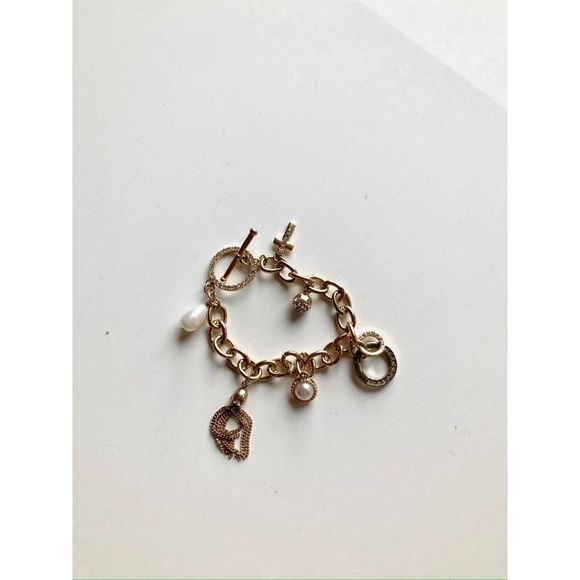 GUESS Gold Tone Rhinestone Pearl Tassel Crucifix Chain Link Charm Bracelet - Picture 2 of 7